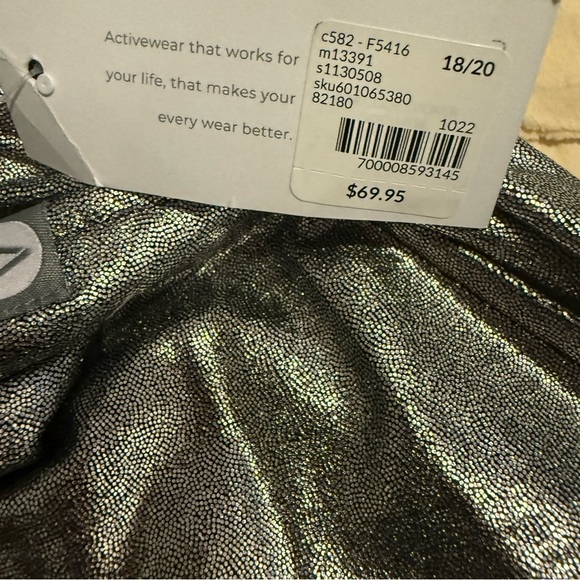 Lane Bryant LIVI Shine Crew Neck Sweatshirt & Mid Rise Jogger, NWT, 18/20 Silver - Picture 7 of 12